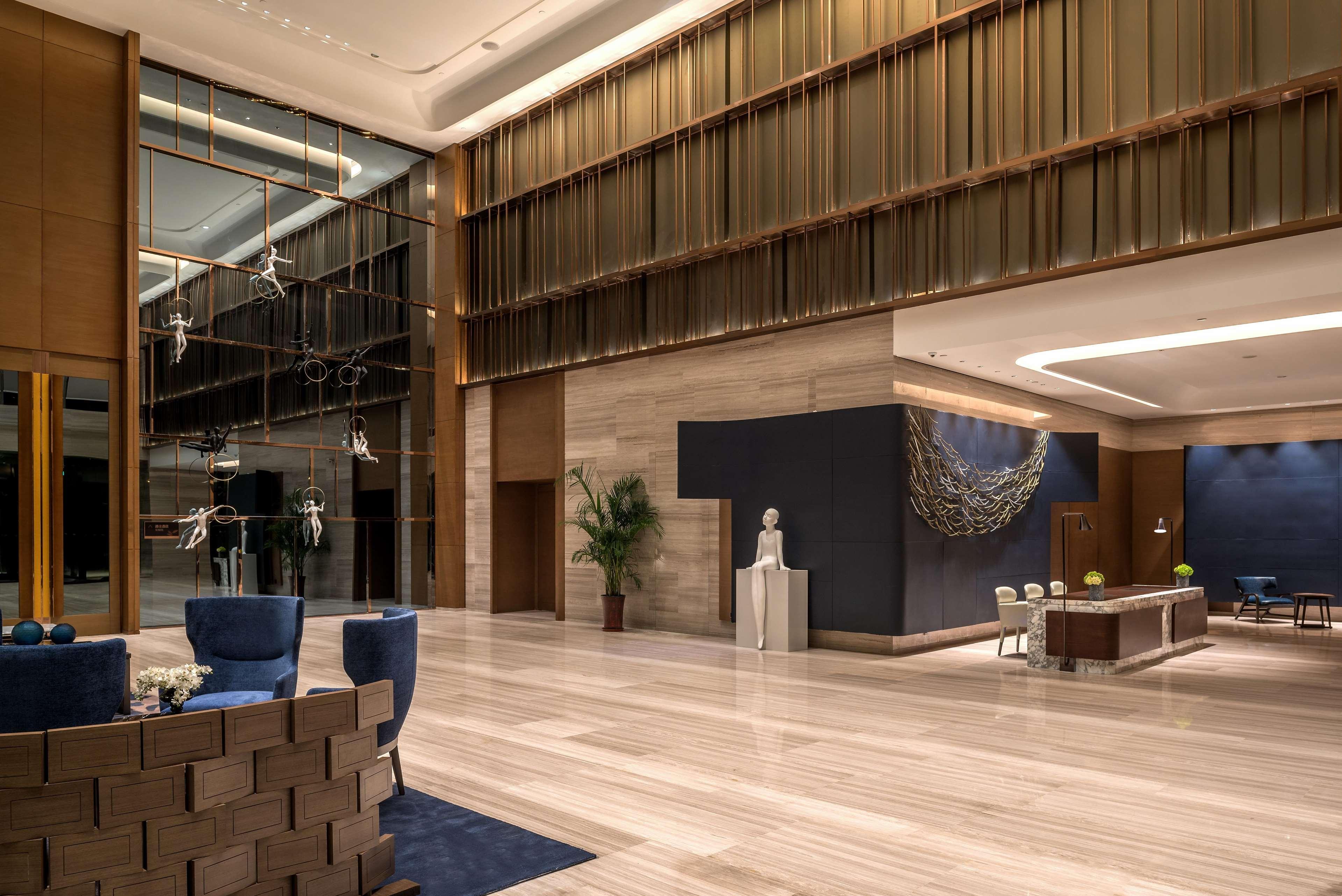 Hilton Jinan South Hotel & Residences Exterior photo