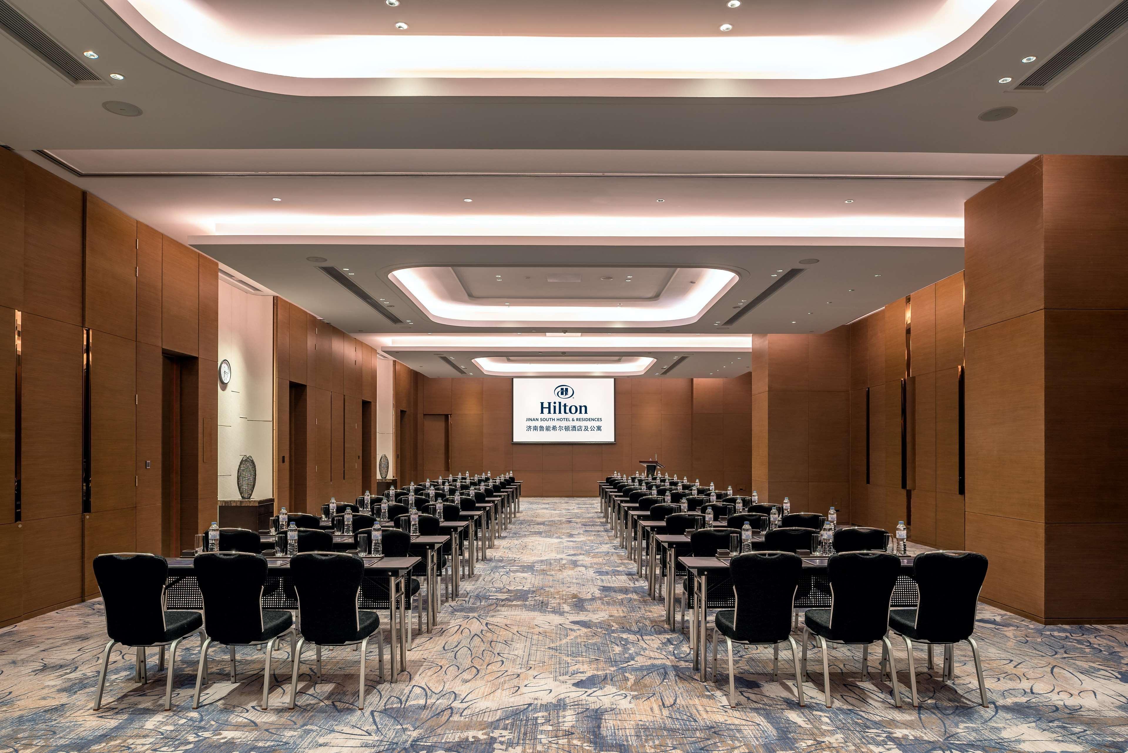 Hilton Jinan South Hotel & Residences Exterior photo
