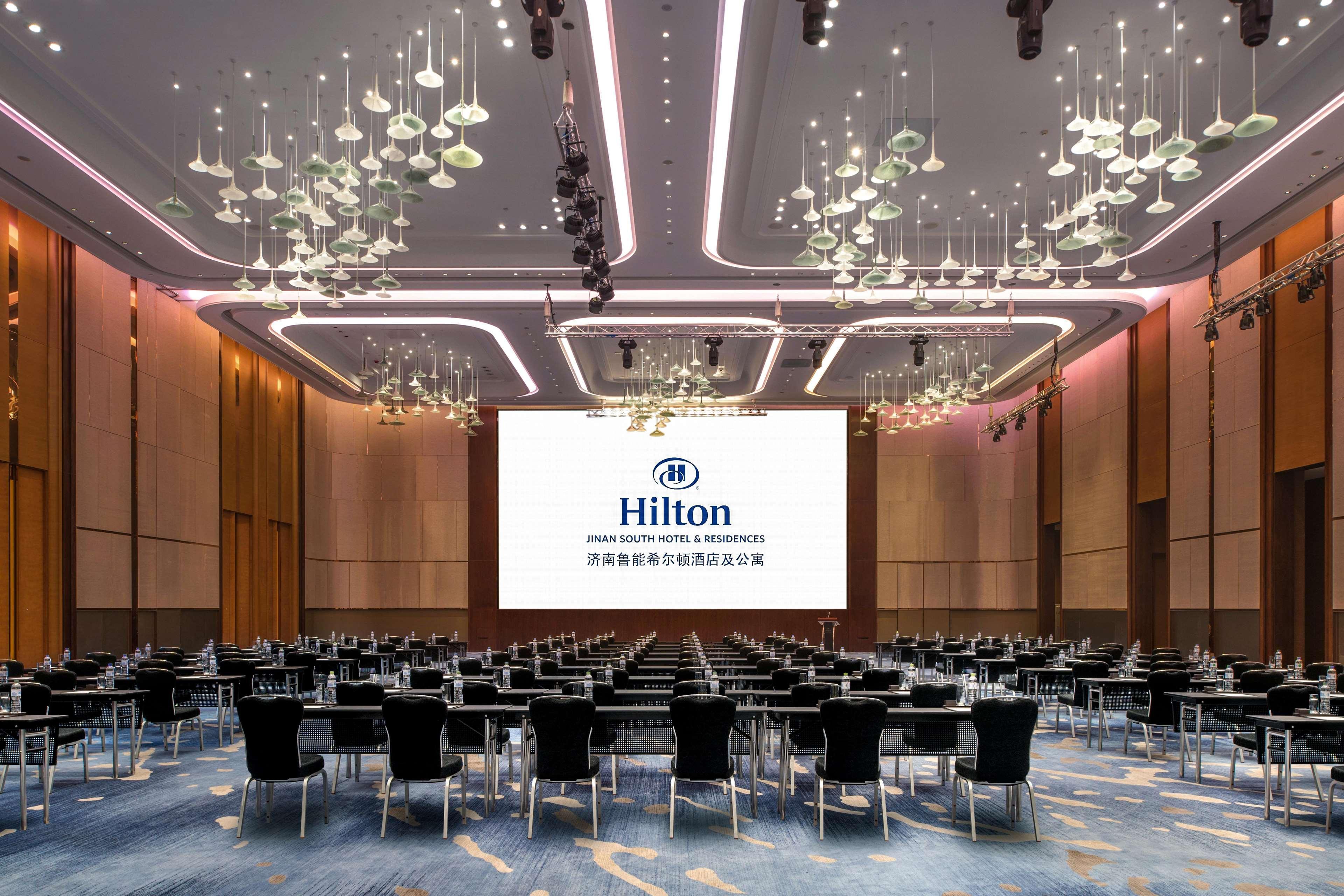 Hilton Jinan South Hotel & Residences Exterior photo
