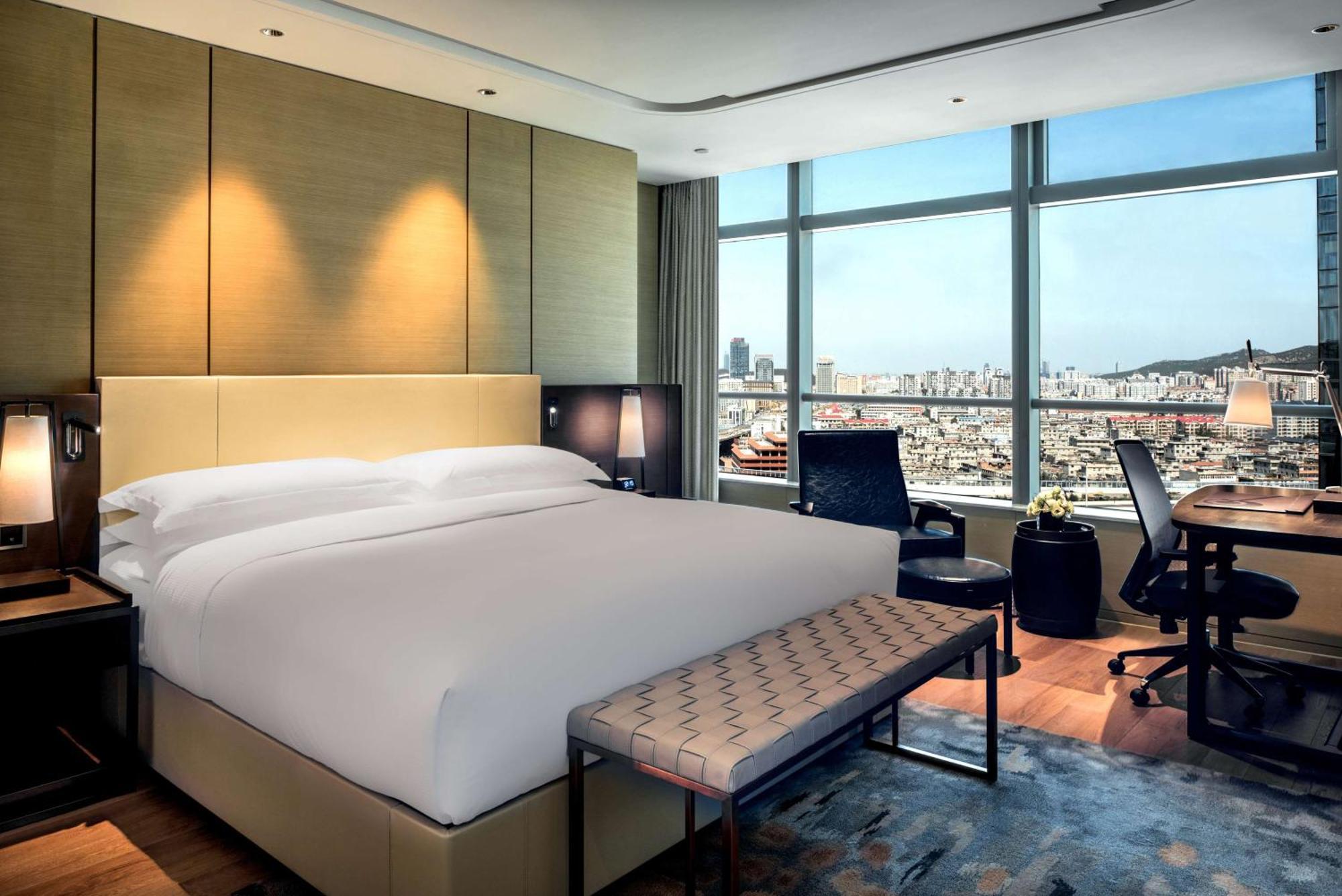 Hilton Jinan South Hotel & Residences Exterior photo