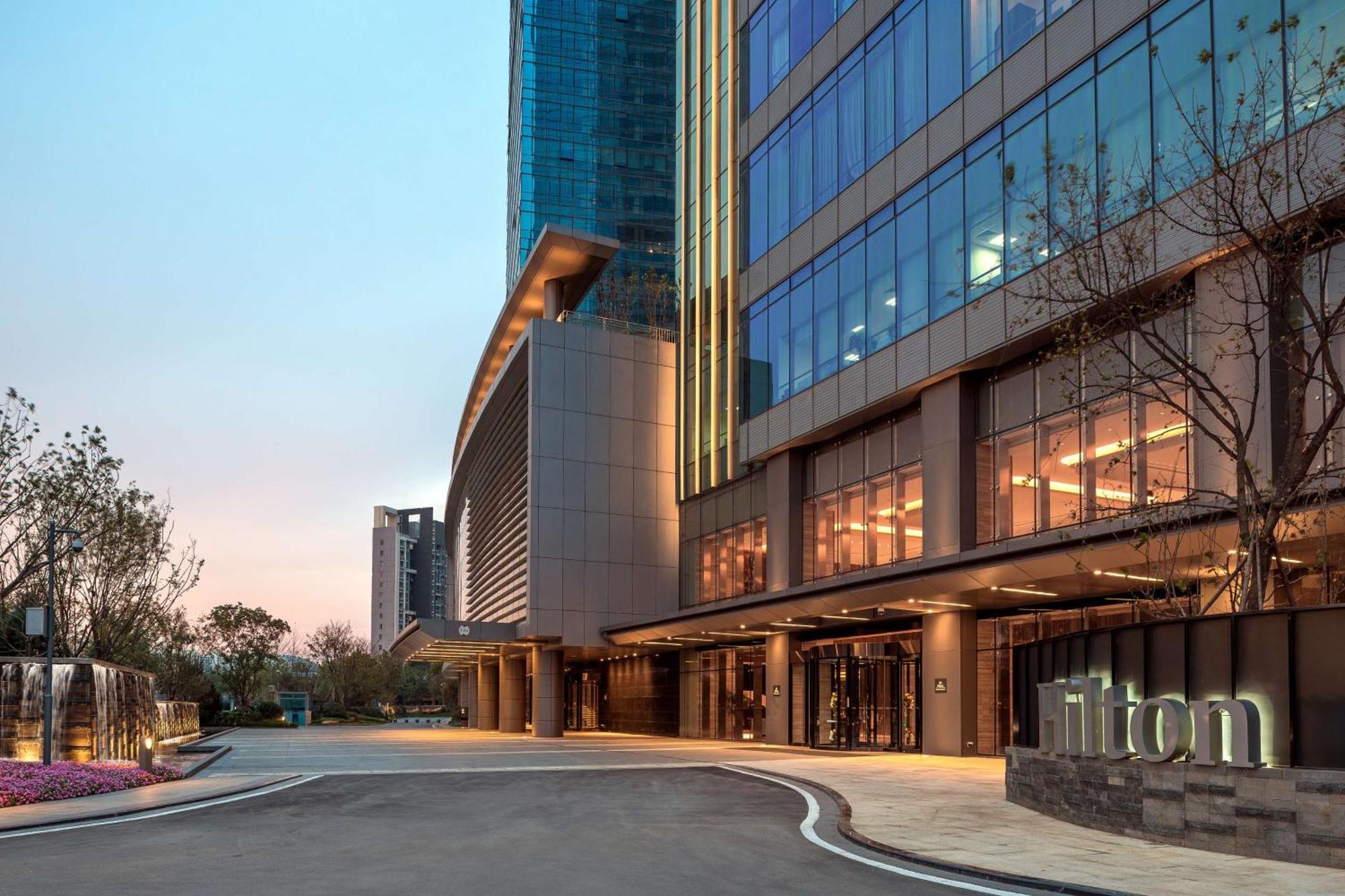 Hilton Jinan South Hotel & Residences Exterior photo